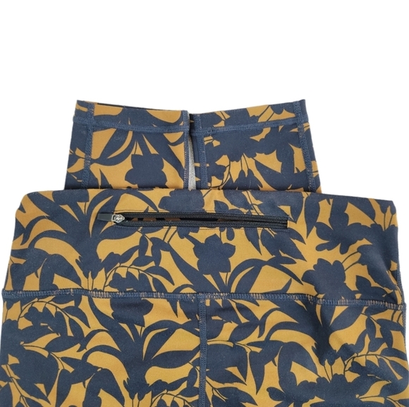 MONO B Floral Leggins - Picture 8 of 8